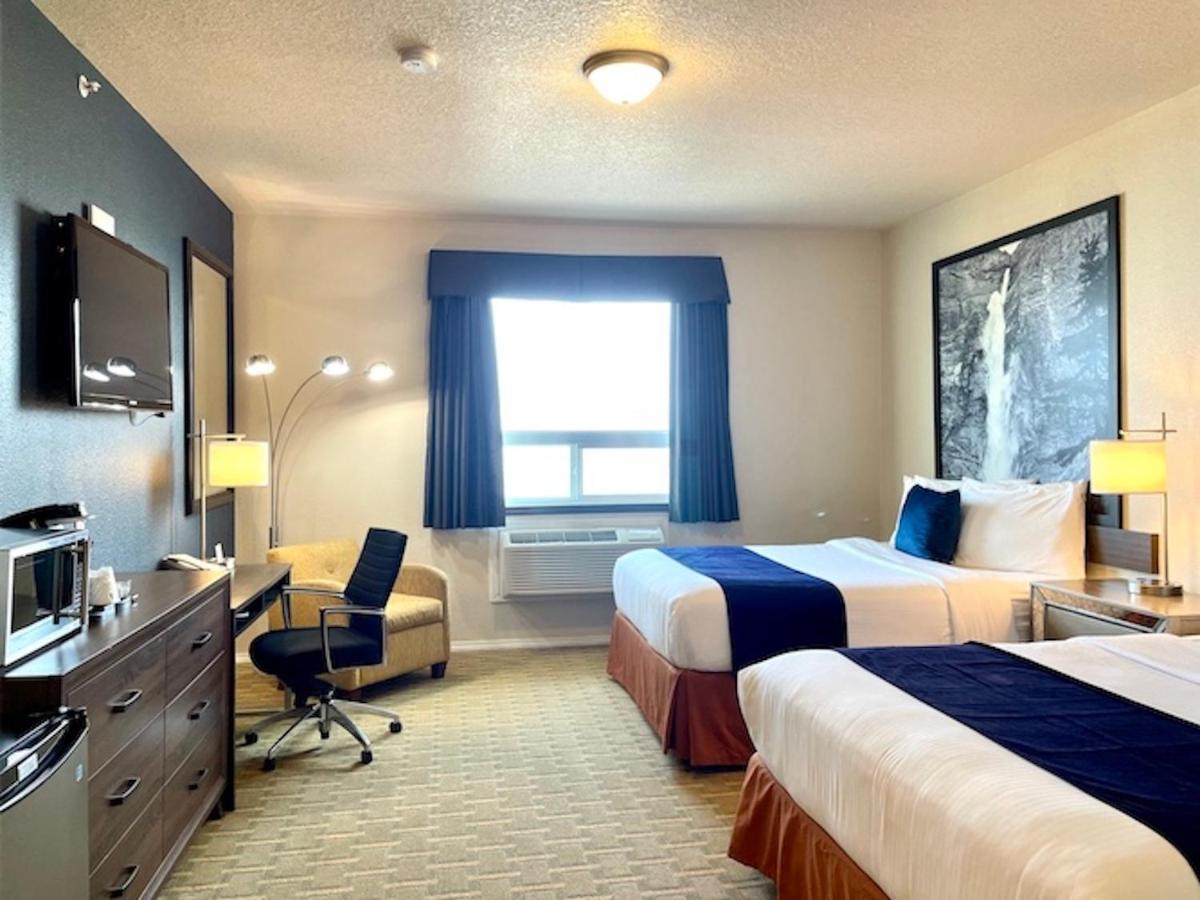 High Point Inn & Suites Peace River Екстер'єр фото